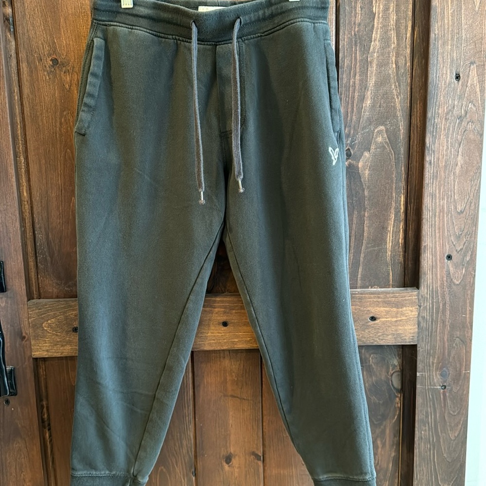 Men's American Eagle black jogger sweatpants - size small